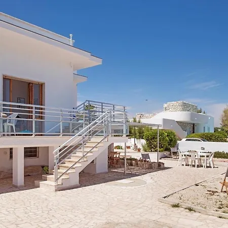 Apartment Elvira Sul Mare By Travel With Gianni *