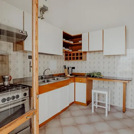 Apartment Elvira Sul Mare By Travel With Gianni